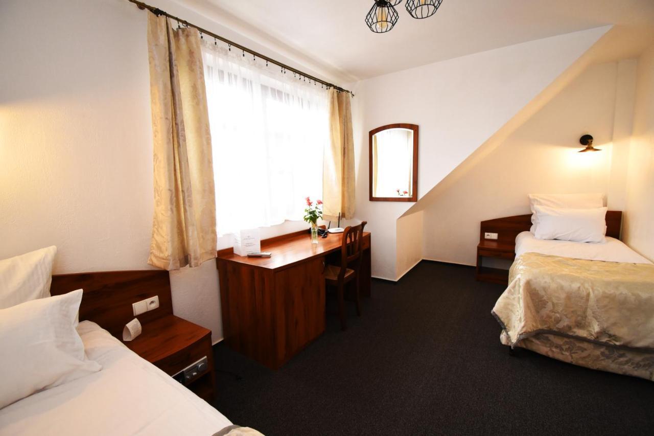 Hotel Kraina Jezior Ostróda Exteriér fotografie